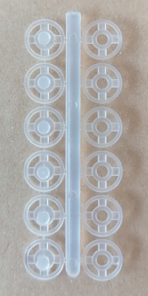 Art.12524 Bottoni a pressione in plastica mm.7